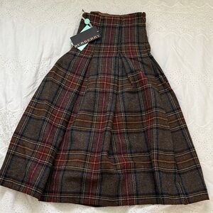 Burberry A-Line Plaid Skirt - Brown and Red